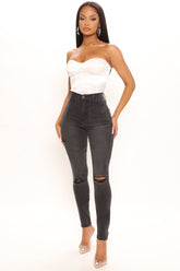 Tall Our Favorite High Rise Skinny Jeans - Grey Ins Street